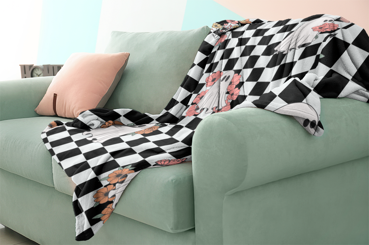 CUTE GHOST BLANKET | HALLOWEEN