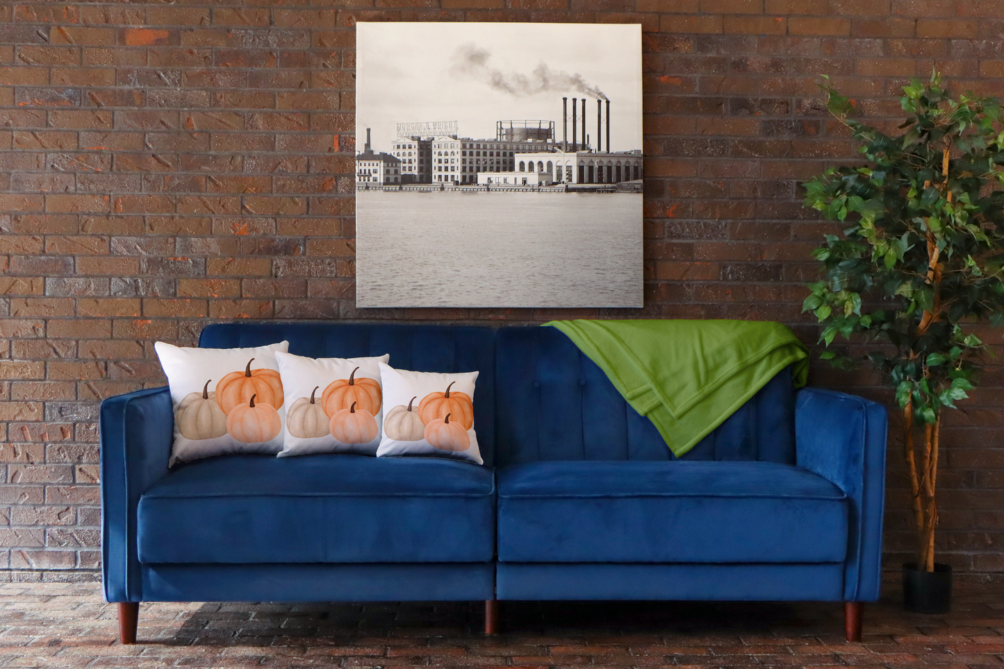 THREE PUMPKINS PILLOW